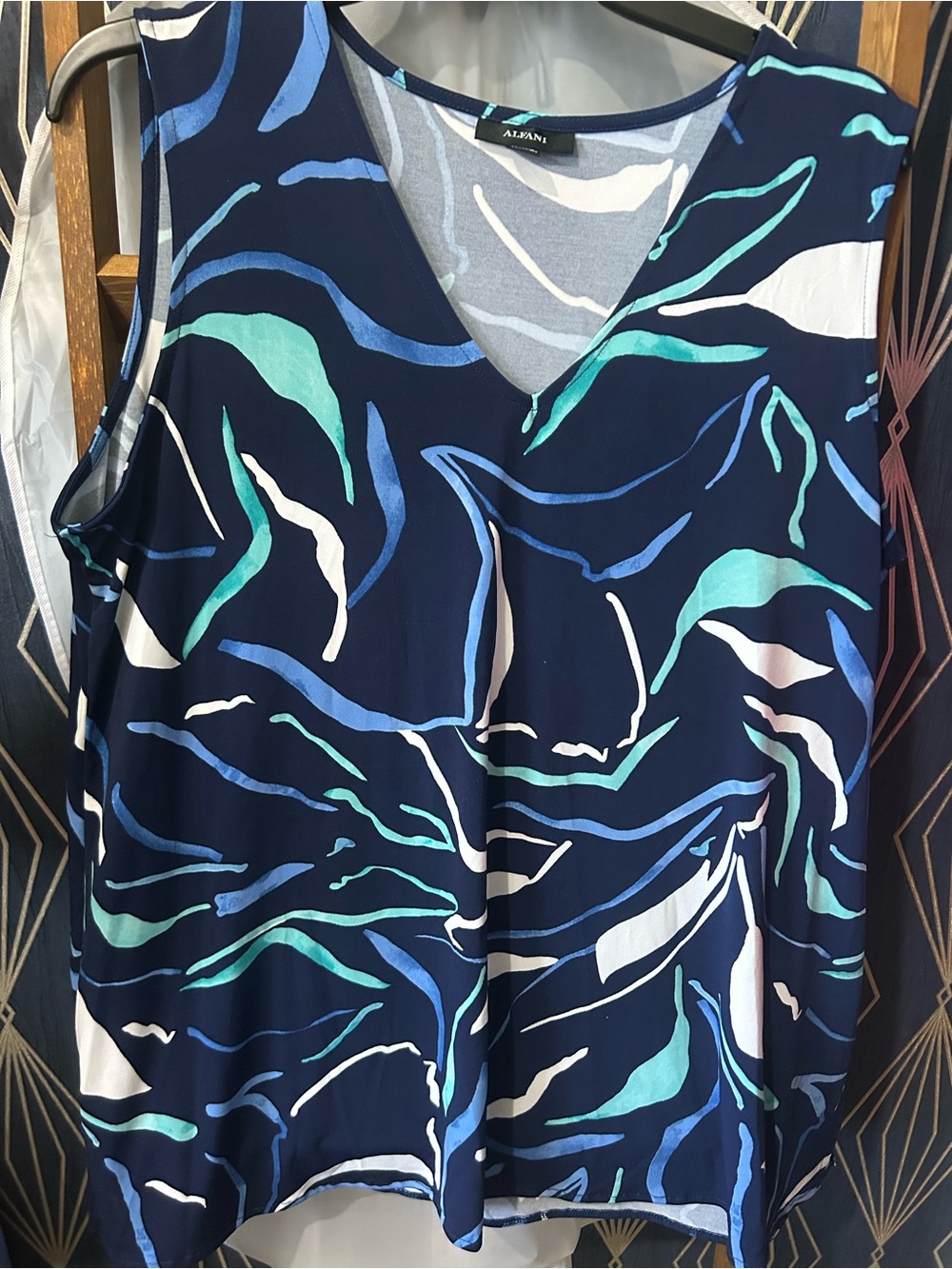Alfani Navy Blue Sleeveless V-Neck Abstract Print Tank